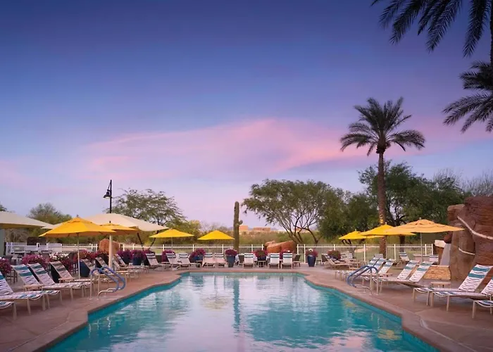 Marriott Canyon Next To Jw *